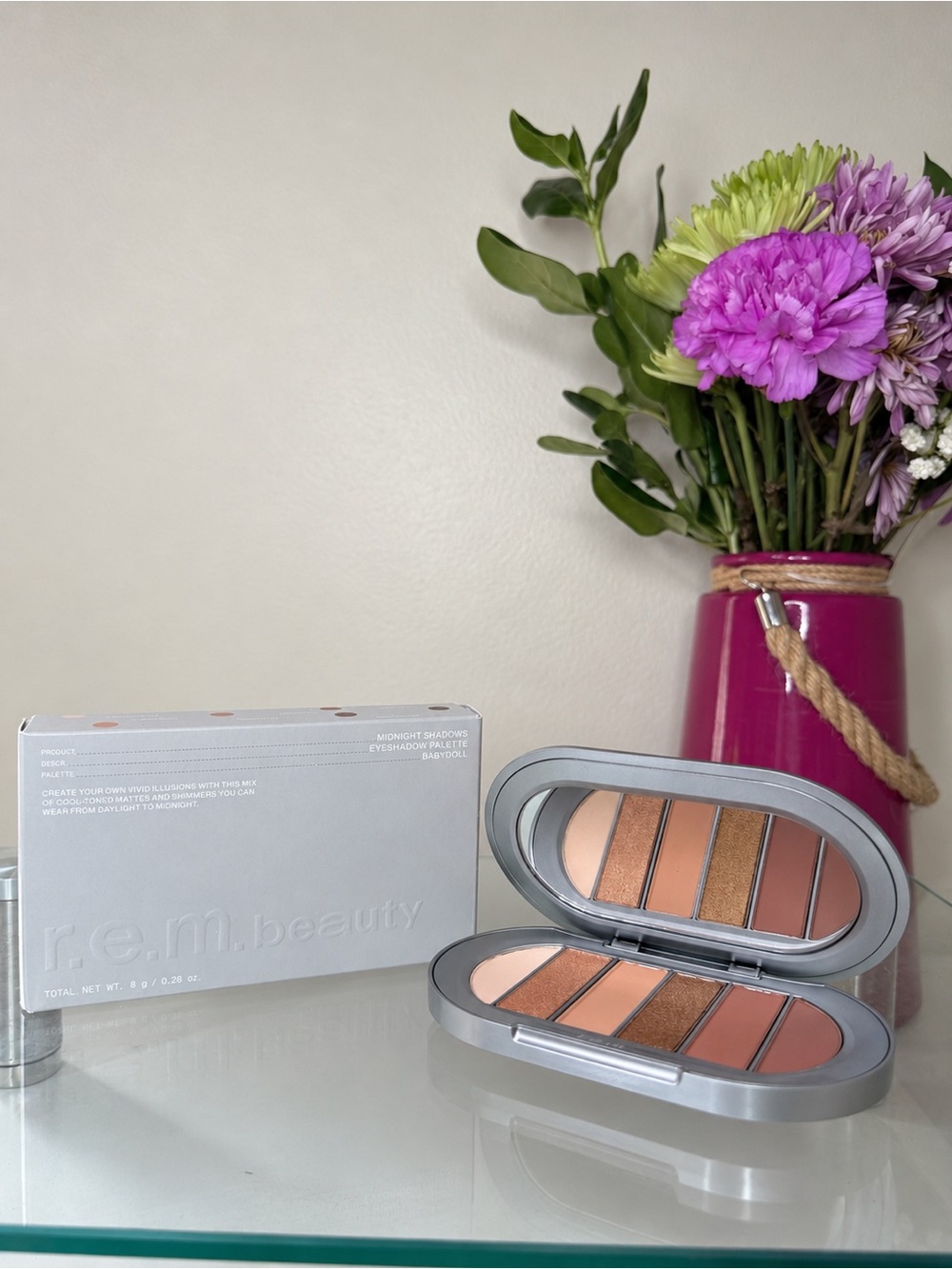 r.e.m. beauty Midnight Shadows Eyeshadow Palette